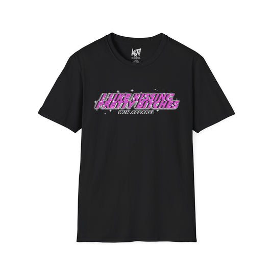 I like Kissing TEE